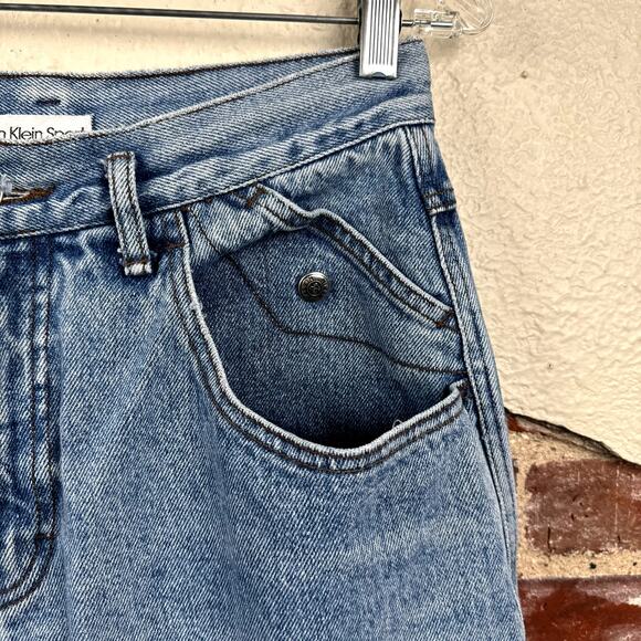 Vintage Calvin Klein Jeans Size 30 Light Wash High Rise Tapered Leg USA 90s - Picture 7 of 10